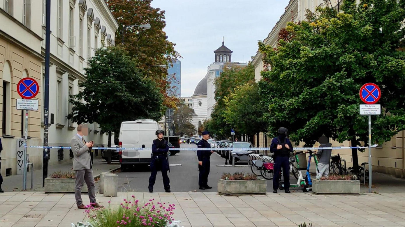 Gigantyczna akcja policji w cetrum Warszawy