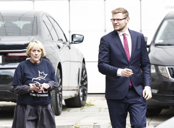 Kaczyński prosi o pieniądze