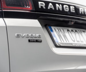 Range Rover Evoque D240 HSE vs Lexus UX 250h 