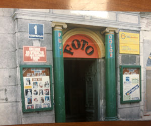 Pokolenie fotografów Sztompke przy pl. Konstytucji 3 maja