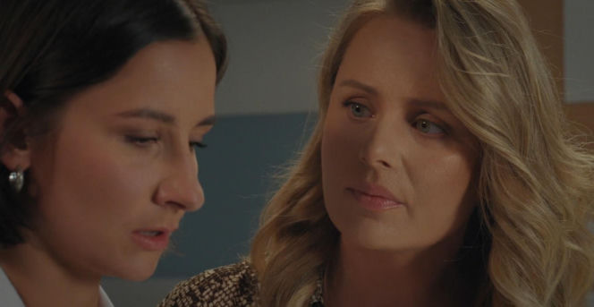 M jak miłość odc. 1931. Agnes (Amanda Mincewicz), Judyta (Paulina Chruściel)