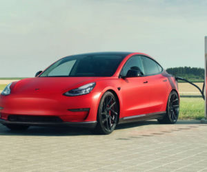 Tesla Model 3 po tuningu Novitec