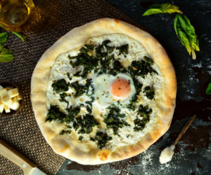 Pizza ze szpinakiem