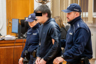 Sąd kazał ratować Wojtusia, a oni zostawili go z ojcem-katem. Niemowlę nie żyje. Roztrzaskał mu czaszkę