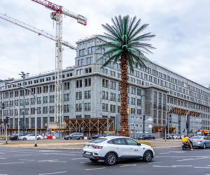 Palma na rondzie de Gaulle'a w Warszawie