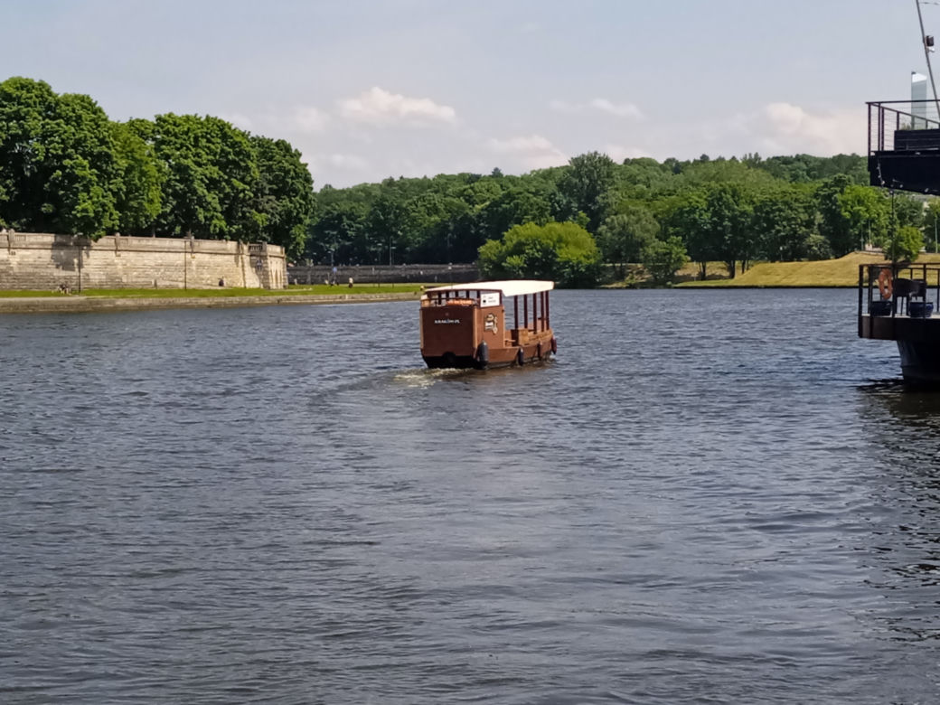 Krakowski Tramwaj Wodny wznowił kursy! Ile kosztują bilety?