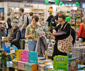 Trzy dni, setki autorów, tysiące książek. Poznańskie Targi Książki 2026 zapraszają FOTOBUENO