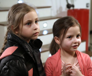 Barwy szczęścia odc. 1464. Ewa (Gabriela Ziembicka), Paulinka (Maritta Iwańska)