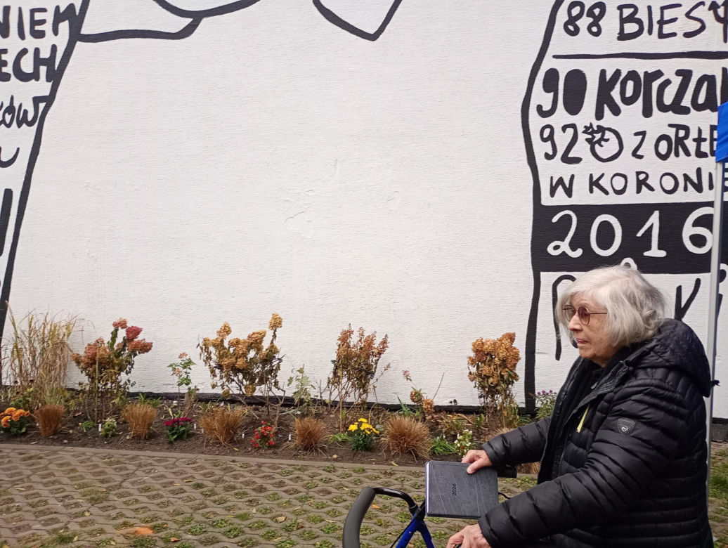 Nowy mural w Krakowie na cześć Andrzeja Wajdy. Żona reżysera nie kryje zachwytu