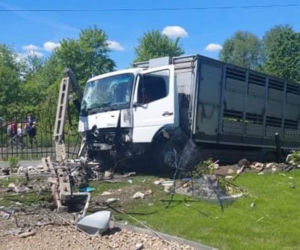 Wypadek ciężarówki w gminie Wręczyca Wielka