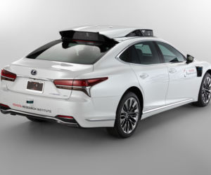 Lexus LS 500h do doskonalenia autonomicznej jazdy