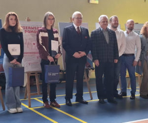 Wiedzą jak ratować! Na Uniwersytecie Kaliskim odbyły się II Mistrzostwa Szkół Ponadpodstawowych w Pierwszej Pomocy