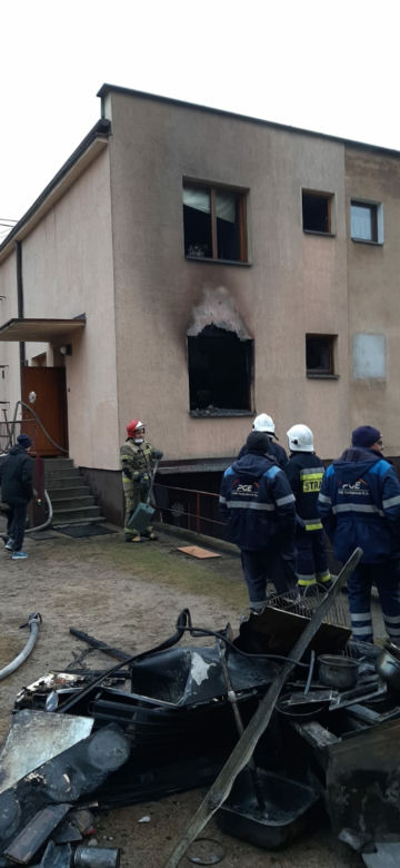 Głęboki Bród. Pożar domu. Ogień pojawił się w kuchni