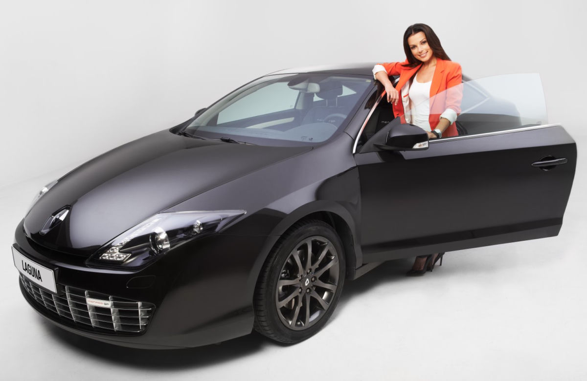 Katarzyna Glinka jeździ Renault Laguna Coupe Monaco GP