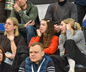 Halowe mistrzostwa Polski w Kujawsko-Pomorskiej Arenie Toruń. Zdjęcia kibiców i zawodników