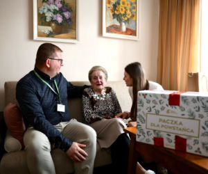 Z prezentami świątecznymi u Powstańców Warszawskich