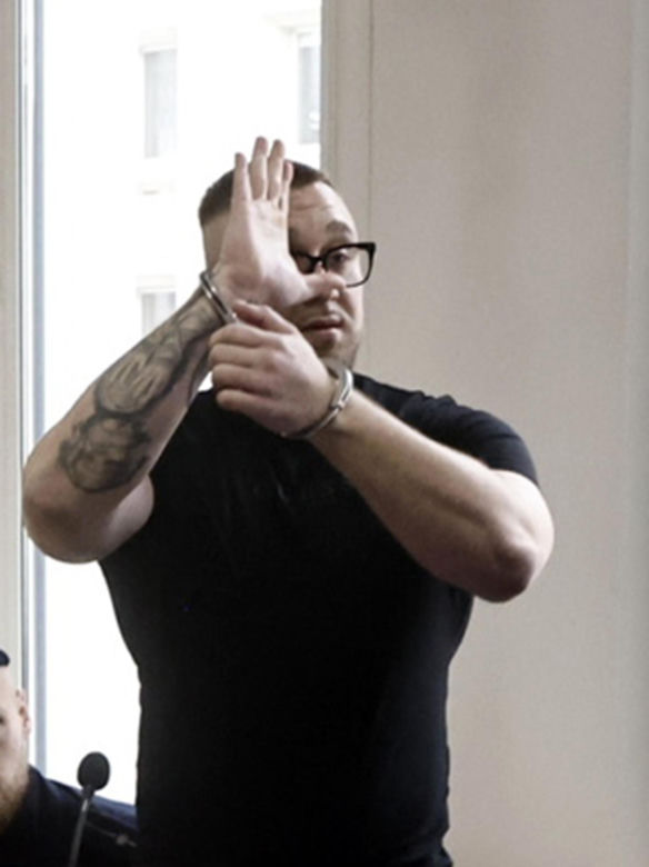 Łukasz Żak w sądzie. Sypie się linia obrony jego kolegów. Biegły: „Każdy ma obowiązek udzielenia pomocy”