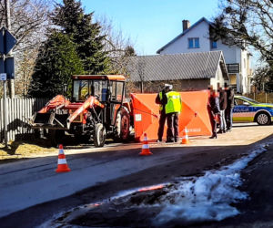 Tragedia przy pracy. Rolnik zginął pod maszyną