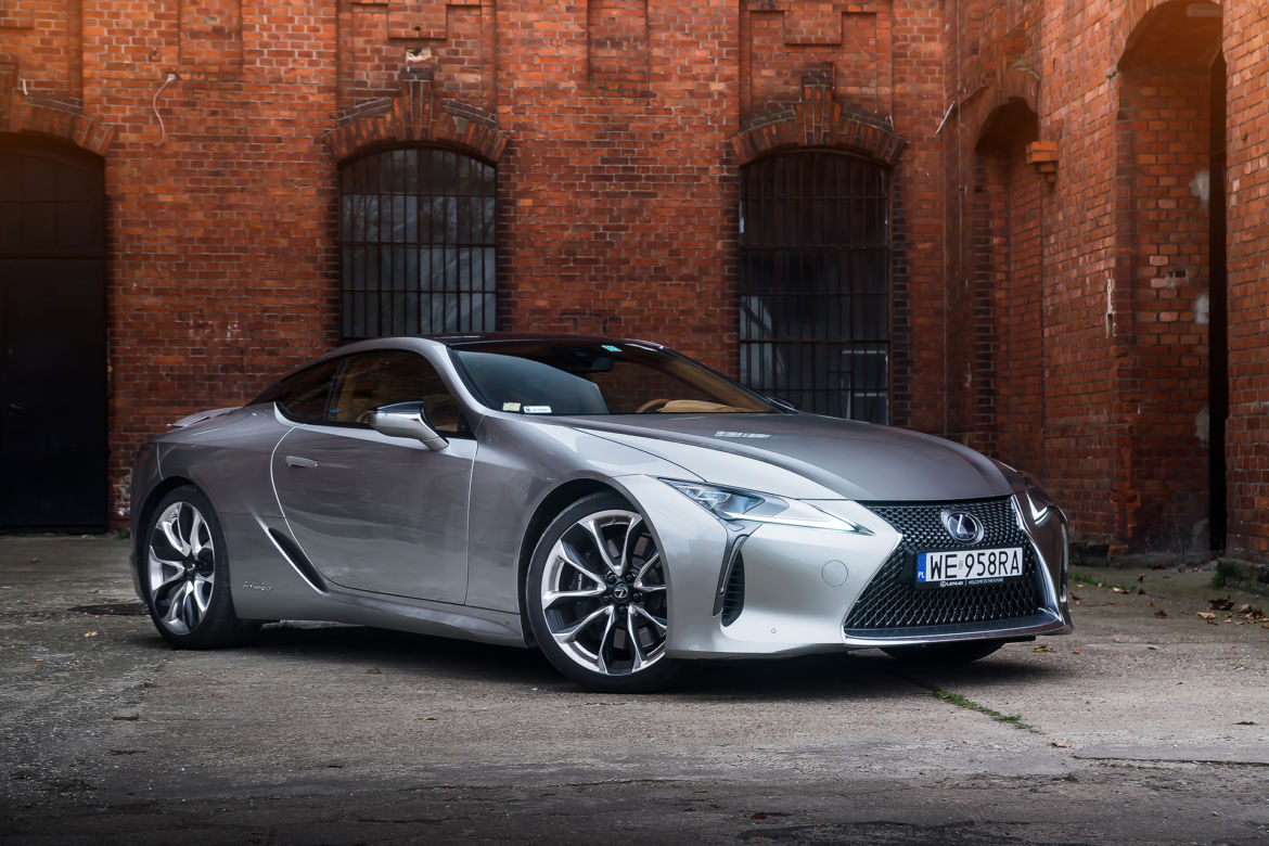 Lexus LC500h 3.5 V6 359 KM Superturismo