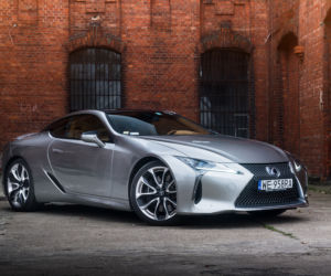 Lexus LC500h 3.5 V6 359 KM Superturismo