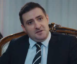 Dziedzictwo, odcinek 968: Urzędnik zacznie węszyć. Poyraz i Nana będą musieli udowodnić, że ich małżeństwo nie jest fikcyjne