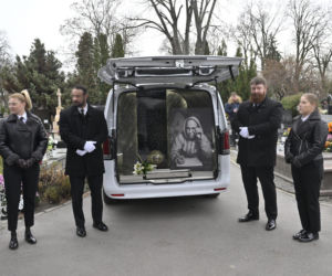 Pogrzeb Pono. Piękna uroczystość