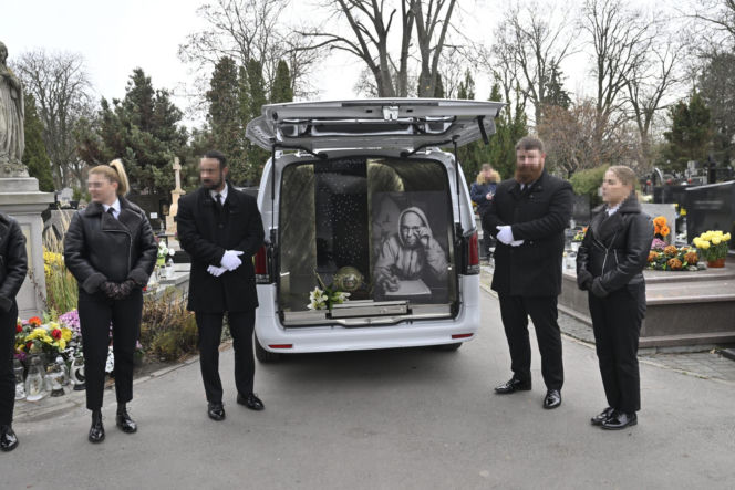 Pogrzeb Pono. Piękna uroczystość