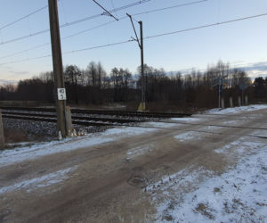 Pogrzeb ofiar wypadku pod Tarczynem. Anielka i Jaś spoczną z mamusią w jednym grobie