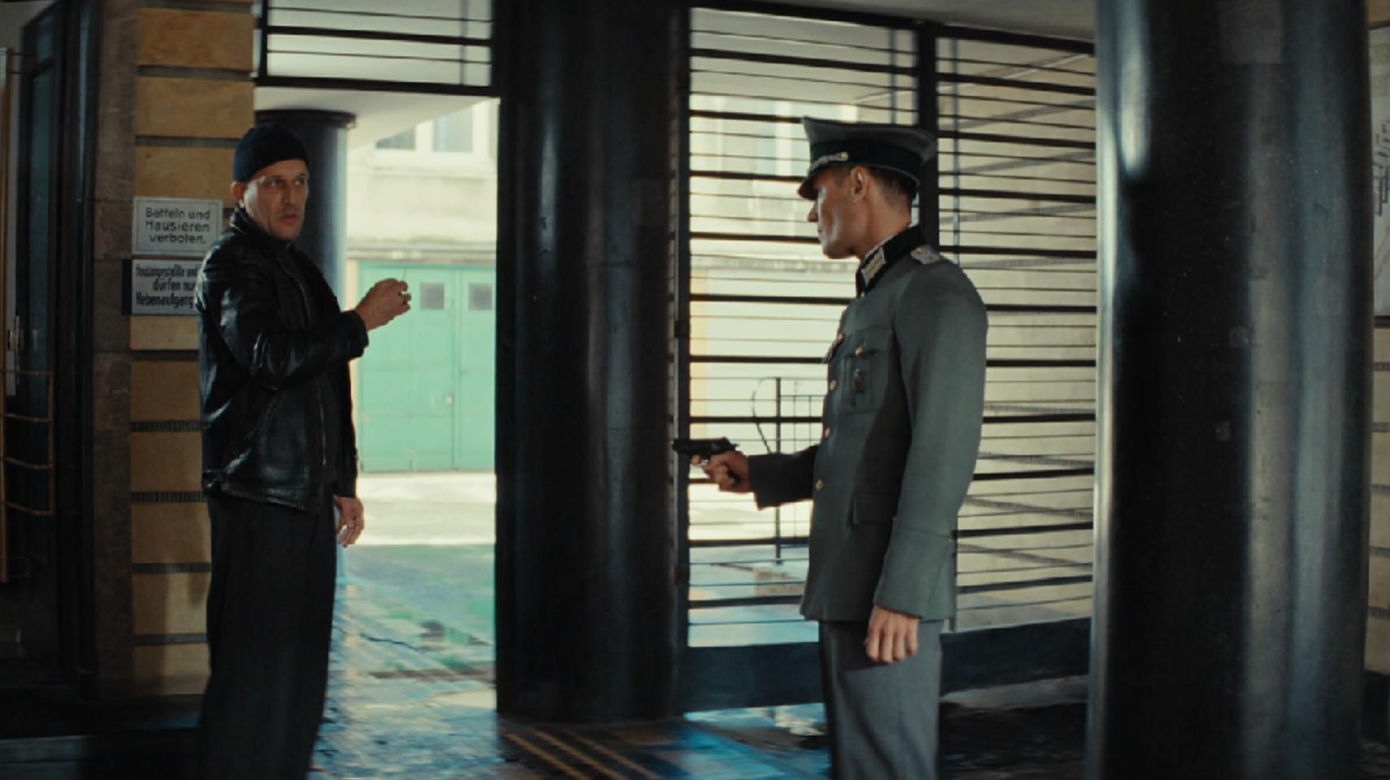 Zatoka szpiegów, odcinek 19. Johann (Karol Pocheć), Franz (Bartosz Gelner)