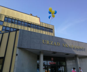 Nietypowa akcja w Bydgoszczy. PIT poleciał w... kosmos [ZDJĘCIA]