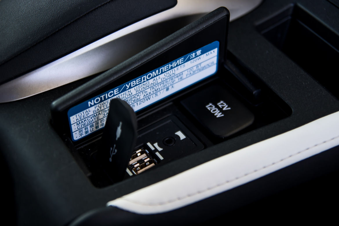Lexus CT 200h F Sport 1.8 Hybrid 136 KM