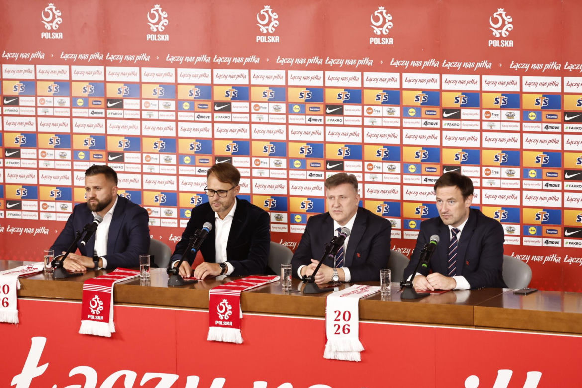 Cezary Kulesza i sekretarz Łukasz Wachowski ogłosili nowego sponsora PZPN