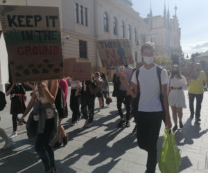 Wyszli na ulicę domagać się klimatycznej sprawiedliwości. 