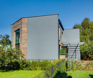 Dom typu kostka z lat 50. został przebudowany