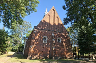 Mała wioska w Świętokrzyskiem skrywa niezwykłą historię. Ma 800 lat i tajemnicę wielkiego rodu