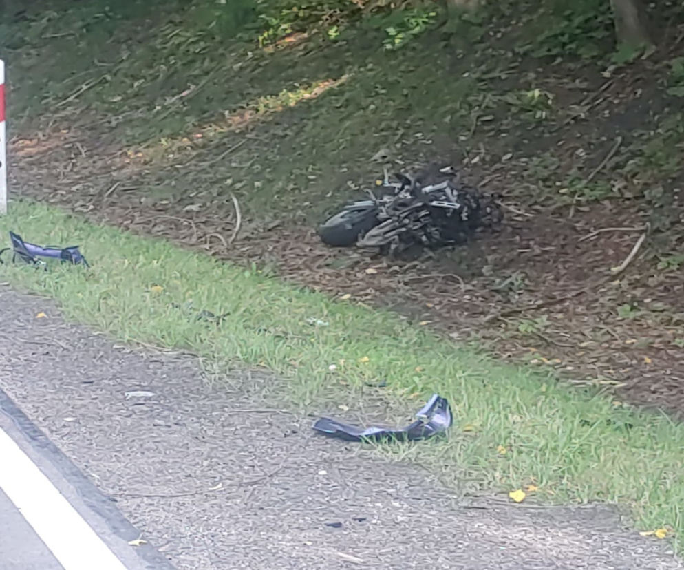 Motocyklista w szpitalu po wypadku. Zablokowana trasa Olsztyn - Dobre Miasto