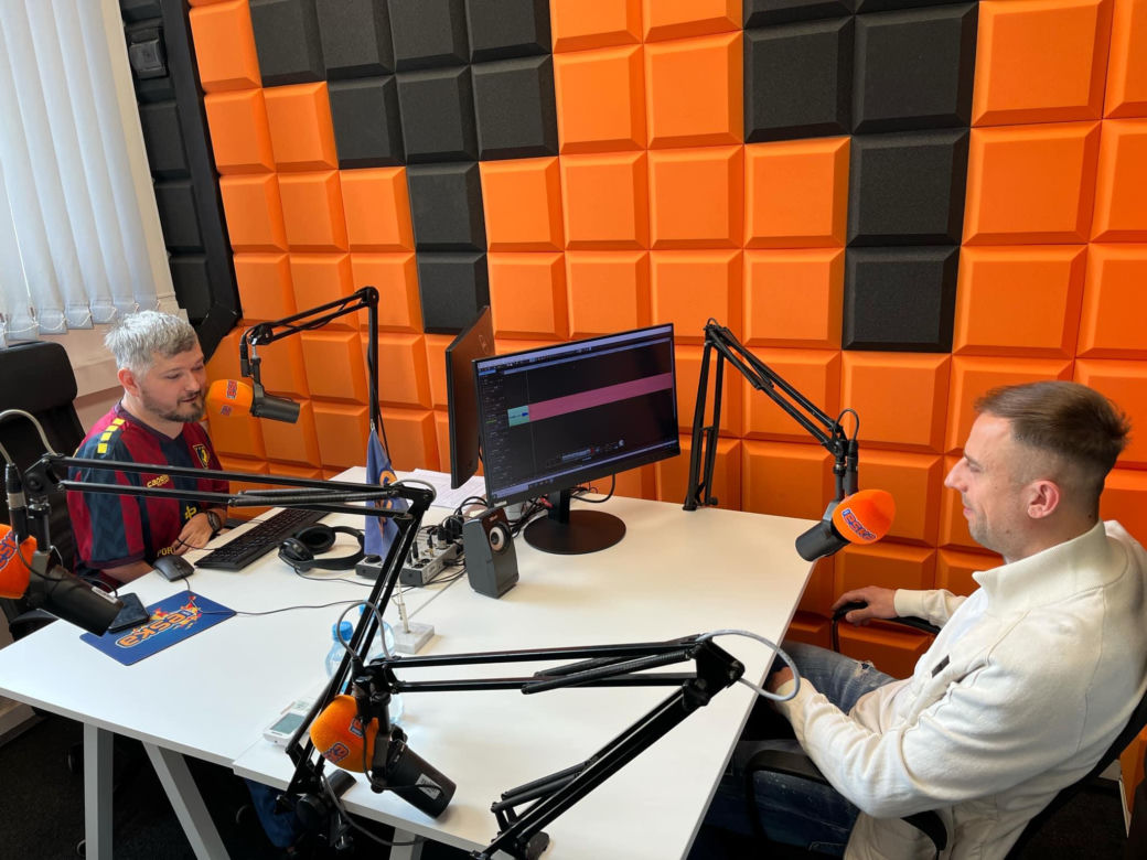 Kamil Grosicki w studiu Radia Eska