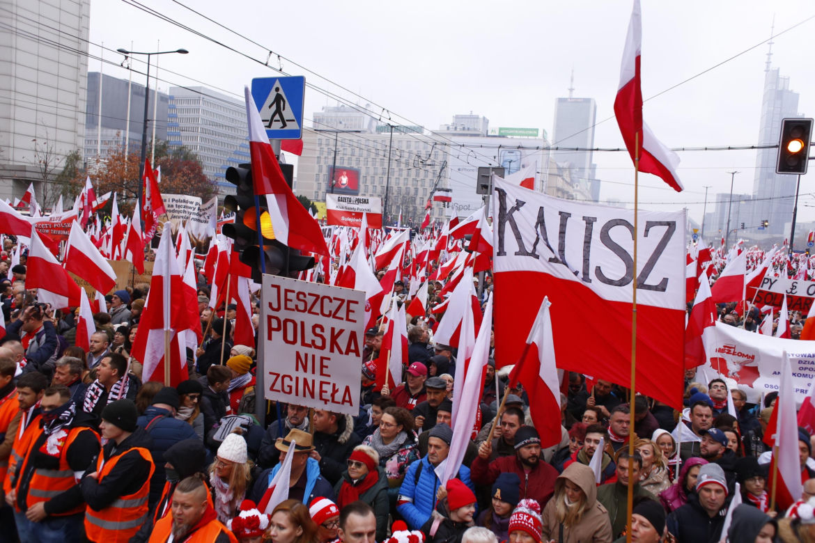 Marsz Niepodległości 2023 Warszawa. ZDJĘCIA. Tak stolica wygląda 11 listopada! GALERIA cz. 1