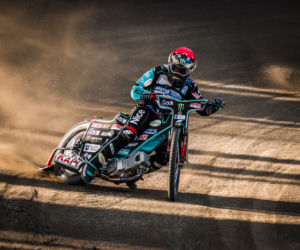 Apator Toruń - Polonia Bydgoszcz. Zdjęcia kibiców i zawodników. Sparing na Motoarenie