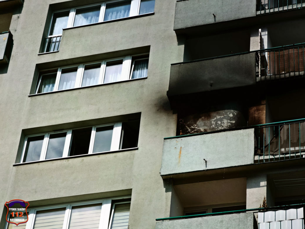 Pożar mieszkania w Tychach. Stracili dach nad głową