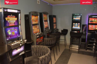 Szemrany biznes na dawnej stacji paliw