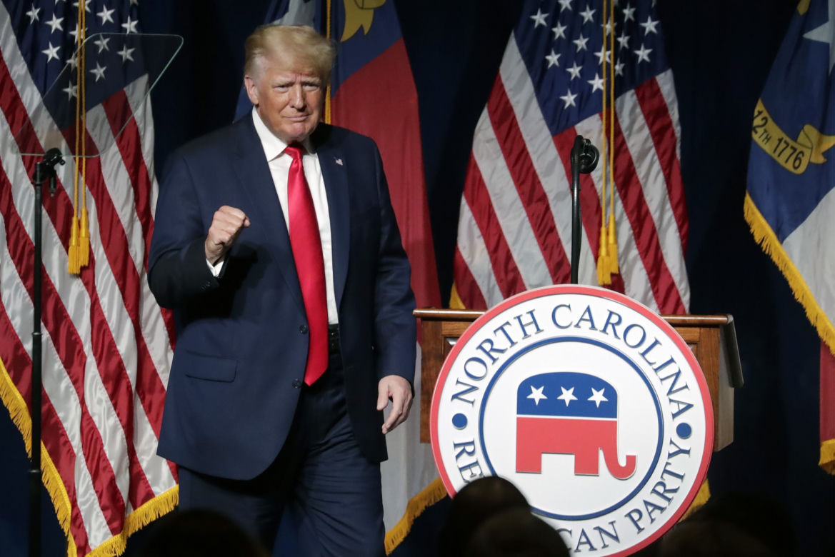 Awantura o spodnie Trumpa! Coś było nie tak