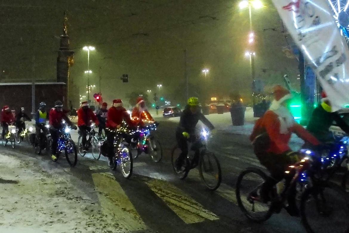 Mikołaje na rowerach