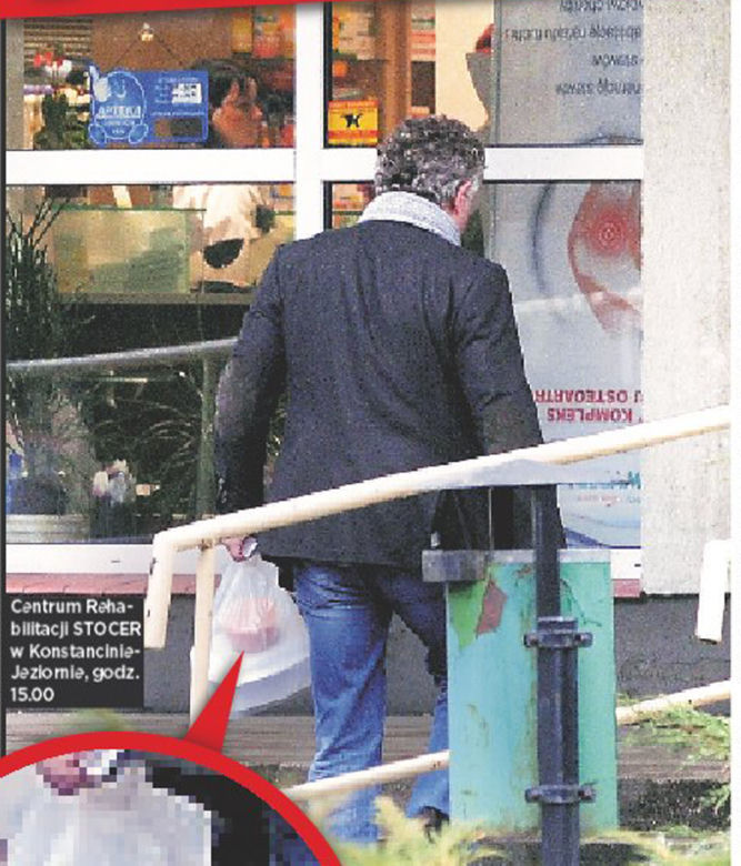 Nosi jej pomidorową