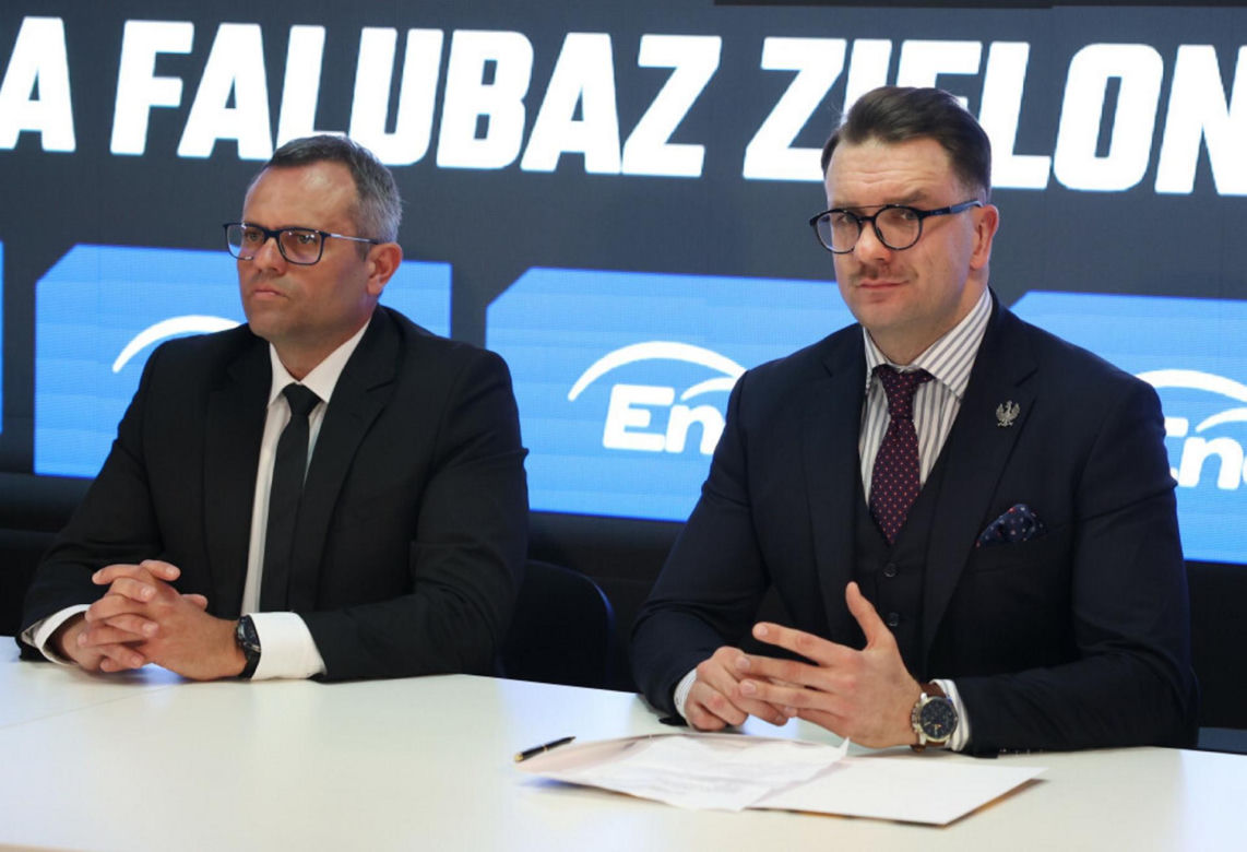 "Hańba!" Łukasz Mejza wybuczany 