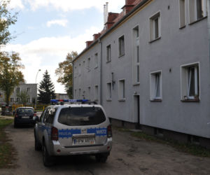 Rodzice wyrzucili noworodka na śmieci!