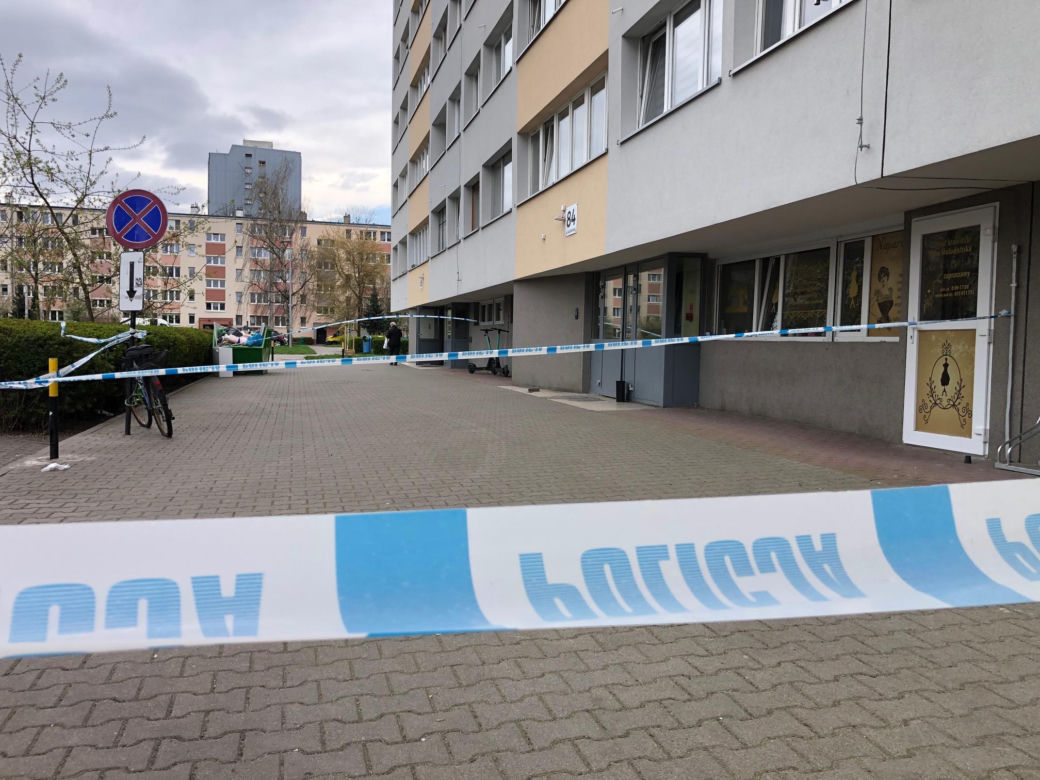 Działania służb w bloku przy ul. Gajowickiej