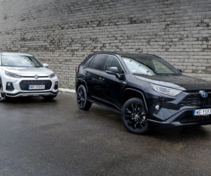 Suzuki Across Plug-in Hybrid i-AWD e-CVT Elegance & Toyota RAV4 Hybrid i-AWD e-CVT Black Edition by JBL