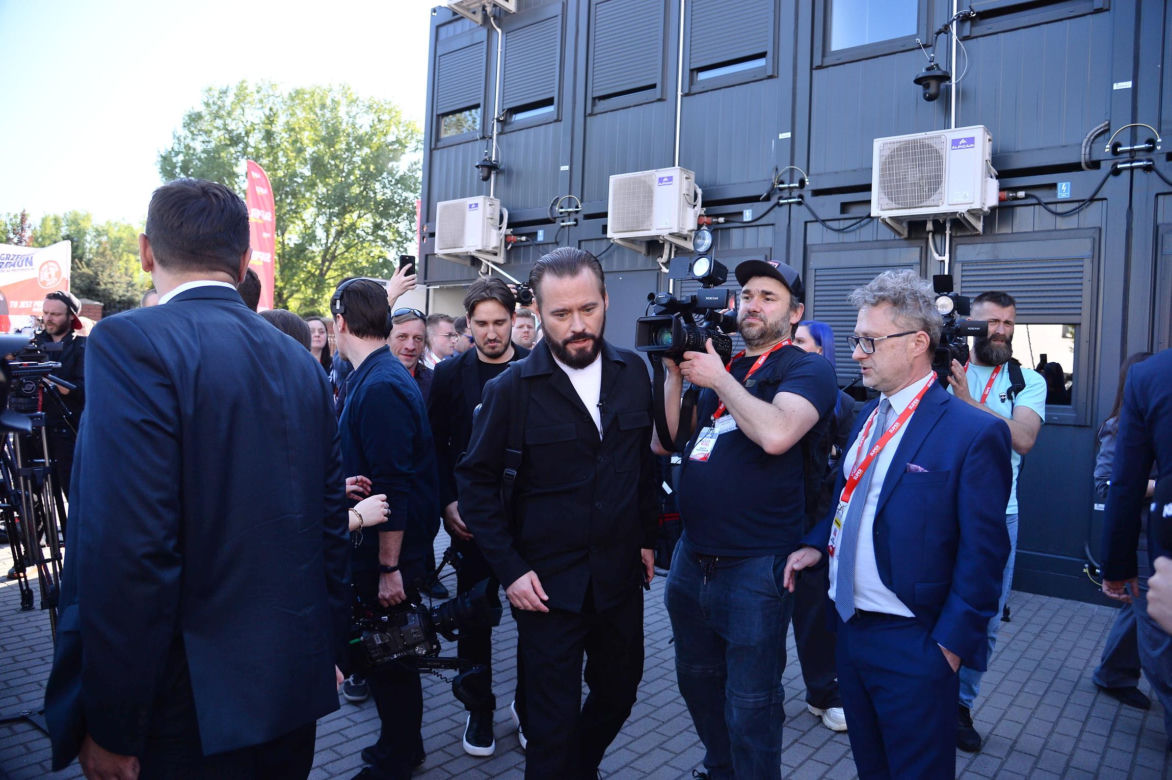 Krzysztof Stanowski przyjechał na debatę Super Expressu