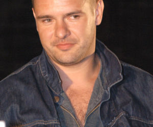 Tomasz Karolak na archiwalnych zdjęciach. Tak wyglądał na początku kariery